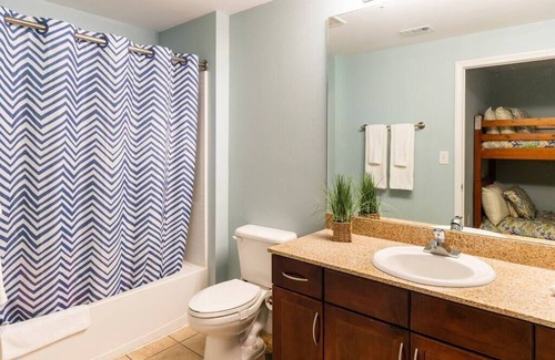 Panama City Beach Complejo | Lovely 1Bd/2bath + Bunk Room & 2 Queen Sofa Beds