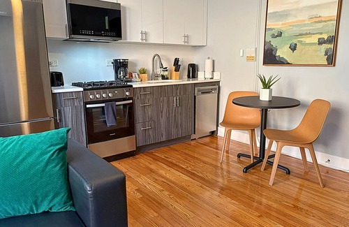 Roscoe Village Apartamento | Lovely 1BR Apt in Lakeview