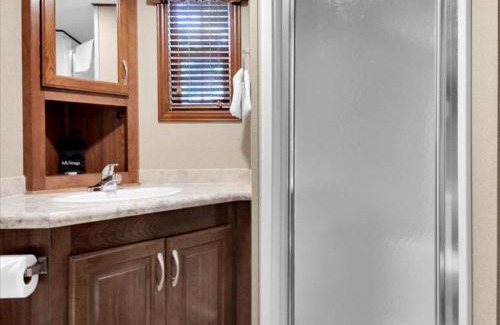 Gatlinburg - Pigeon Forge Chalet De Esquí | Lovely 1BR Cottage with Loft