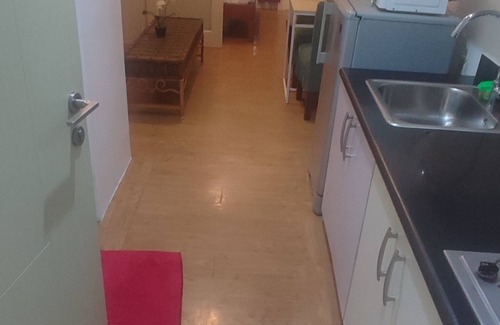 Valenzuela Casa | Lovely 1BR in Makati 200Mbps with Netflix