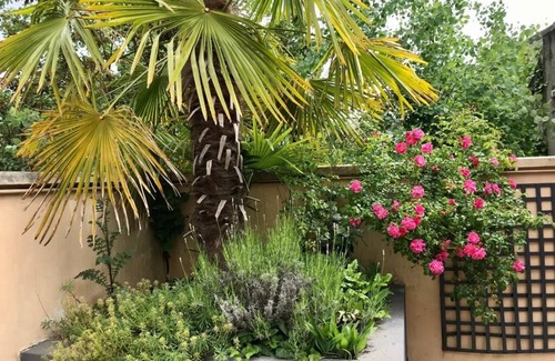 Orsay Apartamento | Lovely 2 bdrm appt in heart of Orsay, 30 mins from Paris