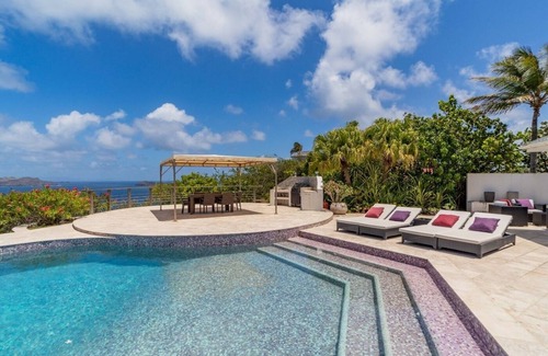 Pointe Milou Villa | Lovely 2 BDRM Villa w Pool and Jacuzzi