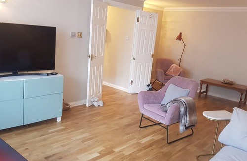 Abbey Apartamento | Lovely 2 bed 2 bath apartment in the heart of wimbledon