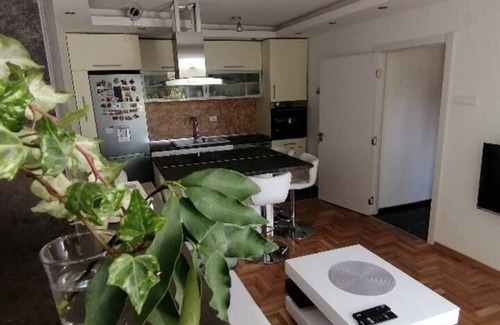Novi Sad Apartamento | Lovely 2-bed Apartment in Novi Sad