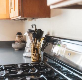 Burbank Apartamento | Lovely 2 Bedroom 1 Bathroom Home in Prime Burbank Location