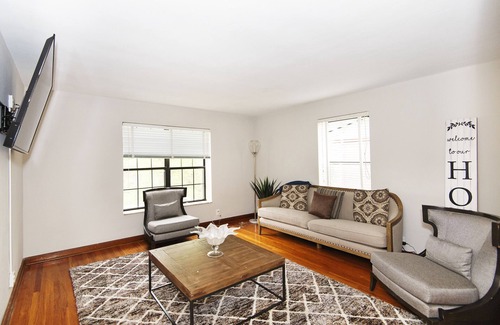 Lindenwood Park Apartamento | Lovely 2 bedroom apartment with free parking