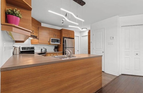 Brossard Apartamento | Lovely 2-bedroom Apt. in DIX30 close to DT