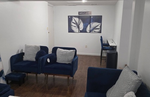 Owings Mills Apartamento | Lovely 2-bedroom basement apartment with AC in Owings Mills