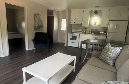 Winchester Apartamento | Lovely 2-bedroom cabin in Winchester with WiFi and AC