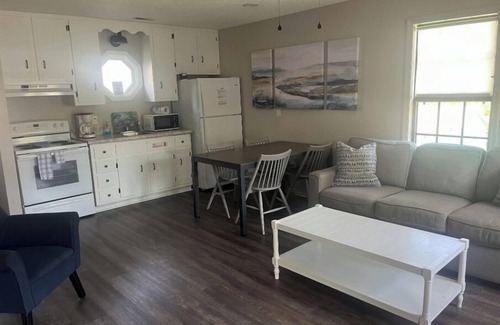 Winchester Apartamento | Lovely 2-bedroom cabin in Winchester with WiFi and AC