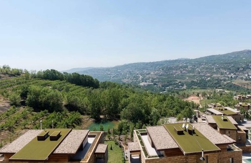 Kfardebian Apartamento | Lovely 2 bedroom chalet with terrace