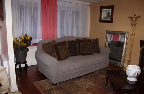 Canarsie Casa | Lovely 2 bedroom duplex home.