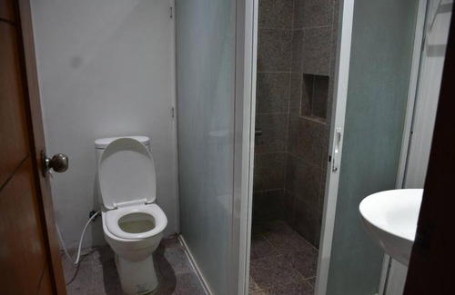 Pansol Apartamento | Lovely 2-bedroom hotspring resort