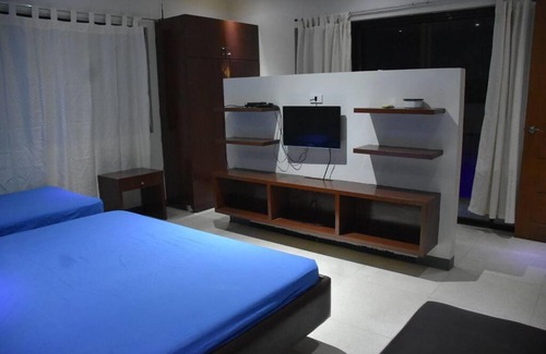 Pansol Apartamento | Lovely 2-bedroom hotspring resort