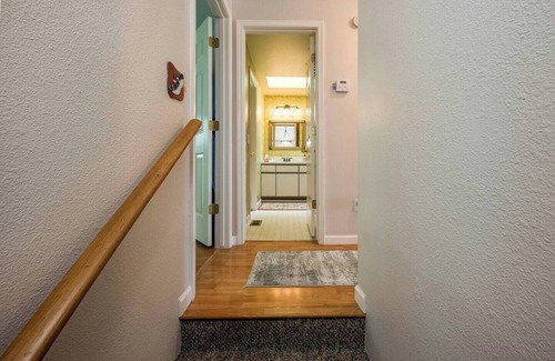 Southeast Boise Casa | Lovely 2-bedroom townhome close to Greenbelt on the Boise River