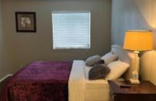 George Bush Park/Eldridge Apartamento | Lovely 2 bedroom with 2 baths &modern amenities