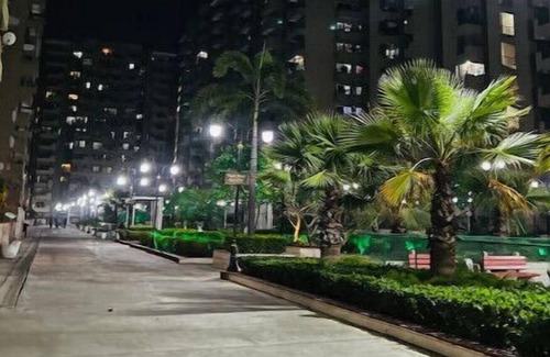 Ghaziabad Apartamento | Lovely 2 BHK flat fullyfurnished