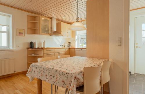 Torshavn Apartamento | Lovely 2 BR Apartment - Parking - Quiet Street