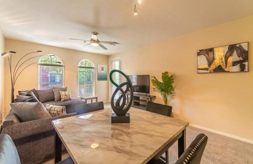 Orange Apartamento | Lovely 2BR/2BA!5MIN to Disney! Angelstadium! HondaCenter.