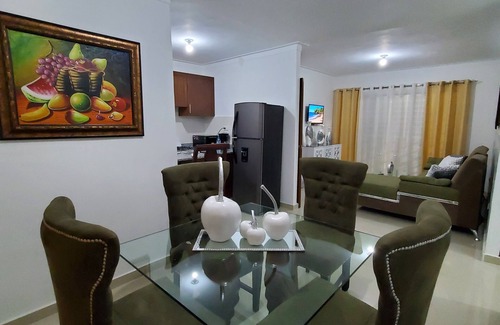 Santo Domingo Oeste Condominio | Lovely 3-bedroom condo with one parking available