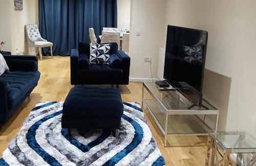 Luton Casa | Lovely 3-bed House in Luton