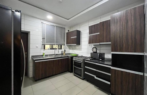 Igbobi Apartamento | Lovely 3-bed With a Pool Next to Four Point