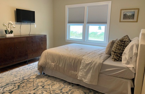 Sherborn Casa | Lovely 3 bedroom - Close to Boston - 1 month stay required