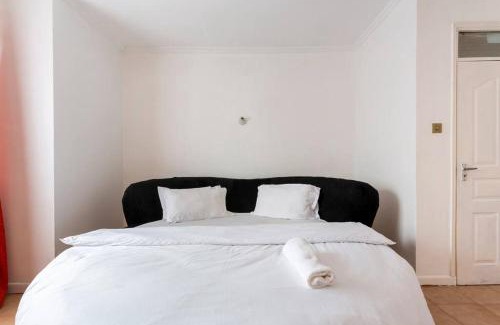Nairobi Apartamento | Lovely 3-bedroom penthouse with private parking