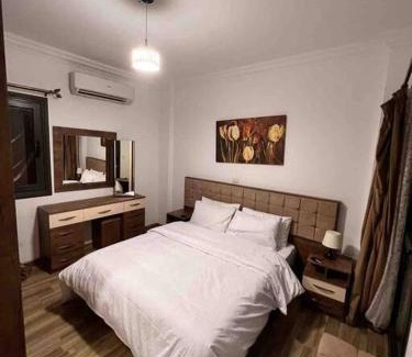 Madinaty Apartamento | Lovely 3-BR Hotel Apt in Madinaty Garden view