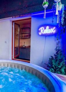 Prague 5 Apartamento | Lovely 3BD - Rooftop - Jacuzzi&Sauna