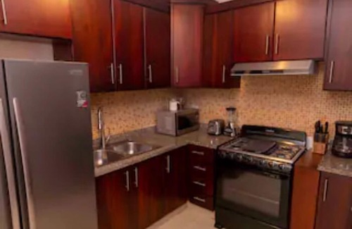 La Vega Province Apartamento | Lovely 3bedroom condo with secure free parking, NETFLIX AND WIFI
