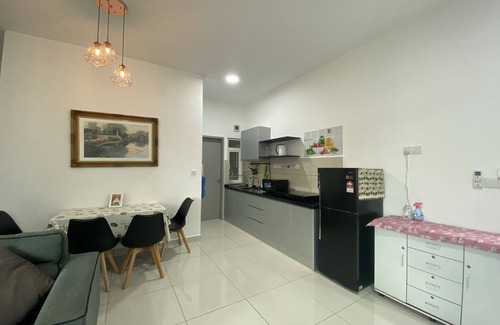 Titiwangsa Sentral Apartamento | Lovely 3R2B Apartment Next To MRT,LRT, Monorail, KLCC, PWTC, HKL