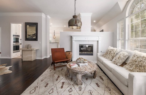 Lower Basin Lake Travis Casa | Lovely 4 Bed 2 Bath with Private Backyard Pool!