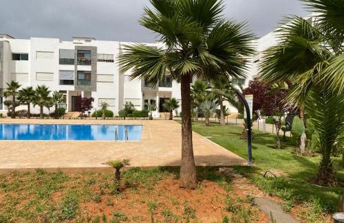 Ain Attig Apartamento | Lovely 4-bedroom condo with pool