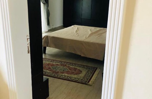 ‘Izbat as Sarahnah Villa | Lovely 4-bedroom with Pool and Nice Garden