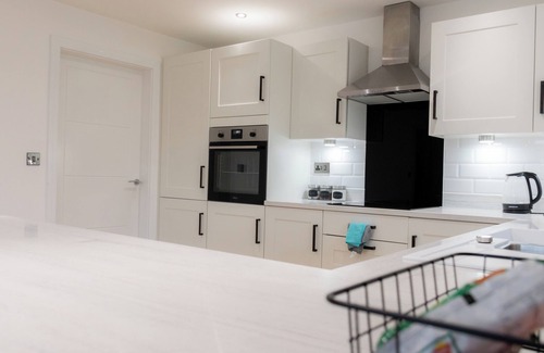 Doncaster Casa | Lovely 4 bedroom house close to Doncaster Racecourse