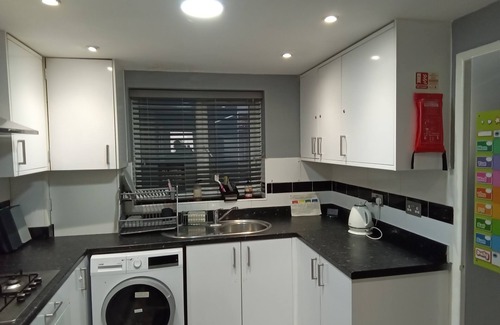 Chatham Casa | Lovely 4-bedroom house with WiFi in charming Chatham