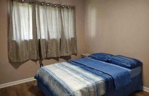 New Llano Casa | Lovely 4 BR Home Near Fort Johnson-14 Minute Drive