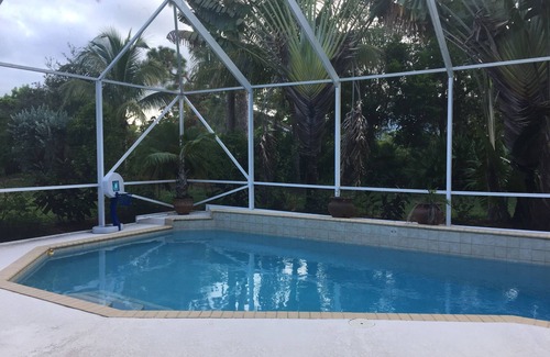 Palm City Casa | Encantador 4bed con piscina privada, comunidad cerrada tranquila en la Costa del Tesoro de Florida