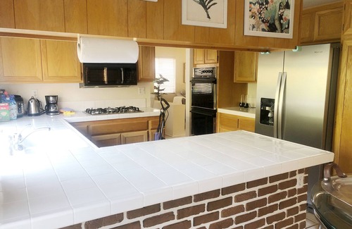 Moreno Valley Casa | Lovely 4BR3BA House downstairs office private fenced yard 30% monthly discount