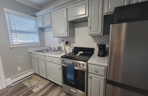 Baywood Apartamento | Lovely and Cozy 1 Bedroom Apartment in Bay Shore