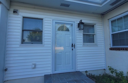 Baywood Apartamento | Lovely and Cozy 1 Bedroom Apartment in Bay Shore