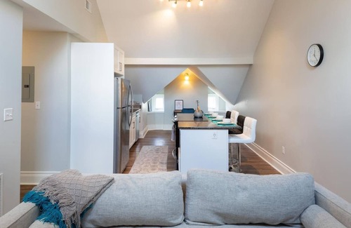 Midtown Apartamento | Lovely and Spacious Apartment in Heart of Midtown