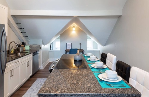 Midtown Apartamento | Lovely and Spacious Apartment in Heart of Midtown