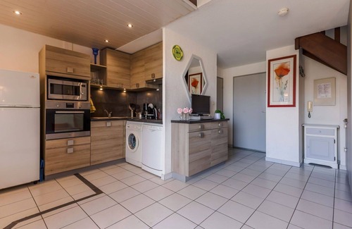 Sainte-Marie-Plage Apartamento | Hermoso apartamento para 4 personas con TV, balcón y aparcamiento