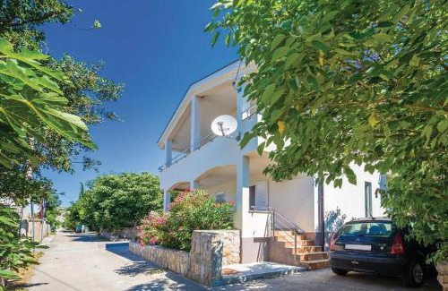 Ribarica Apartamento | Lovely apartment 100 meters away from beach