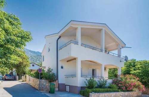 Ribarica Apartamento | Lovely apartment 100 meters away from beach