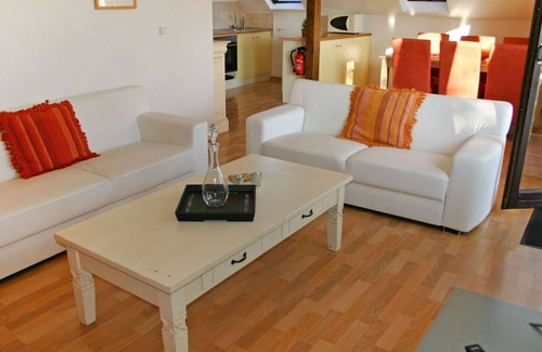 Feriendorf Frankenau Casa | Acogedor apartamento en villa para 5 personas con WIFI, TV, terraza y mascotas permitida
