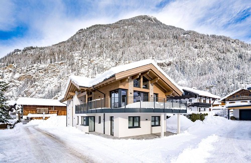 Unterlaengenfeld Apartamento | Precioso apartamento para 5 personas con WIFI, TV, patio, vista panorámica y aparcamiento