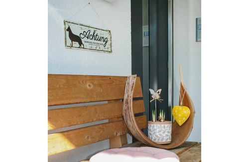 See Apartamento | Hermoso apartamento para 4 personas con WIFI, TV, terraza, mascotas permitida y aparcamiento